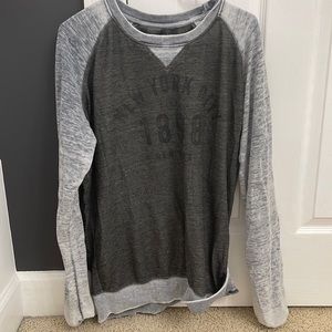 New York sweatshirt